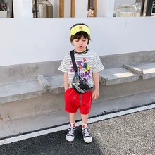 Полосатая футболка для мальчиков модные детские летние топы из чистого хлопка с короткими рукавами и героями мультфильмов в западном стиле для маленьких детей