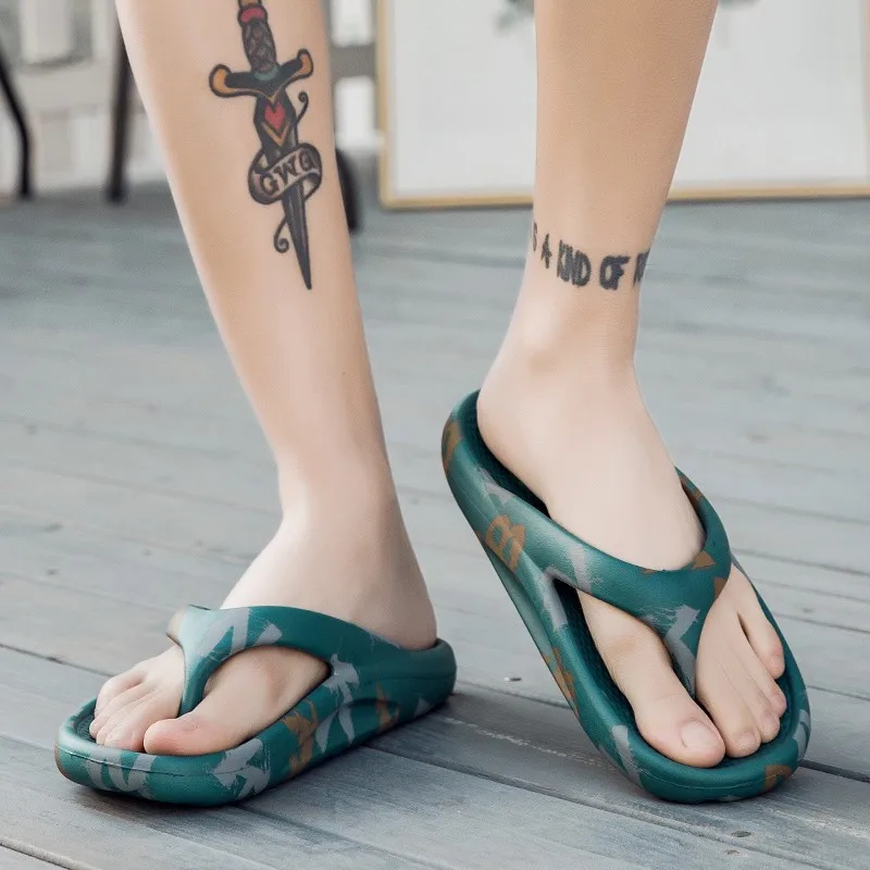 تنفس الشاطئ شبشب رجالي حجم كبير للجنسين الوجه يتخبط الصيف الترفيه الشرائح أحذية رجالي خفيفة الوزن الصنادل الناعمة Zapatillas