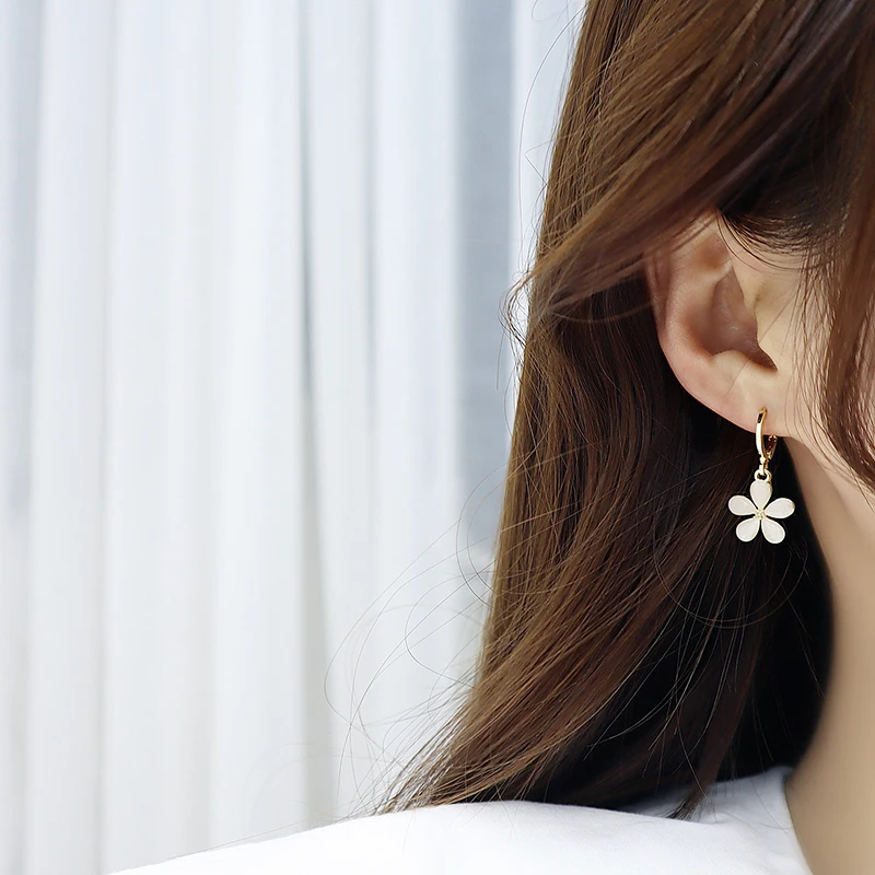 Ins Hot Sale Cute Simple Flower Opal Earring for Women Temperament Drop Earrings Wedding Daily Bijoux Accessories Pendant Gift - Image 2