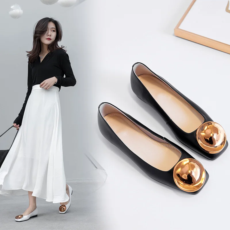 

Inside And Pure Leather Fashion Network Red Wind Gold Circle Fastener Flat Top Shoes 2019 Spring And Autumn New Style Square Hea