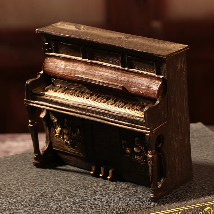 AB0O8972