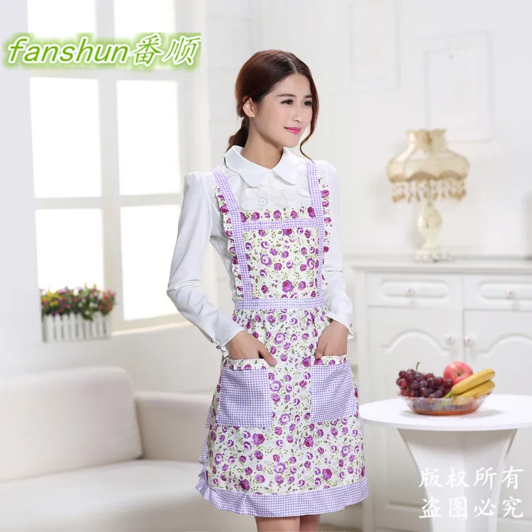Waterproof Aprons Women Floral Apron Kitchen Restaurant Cooking Chef Bib Aprons Fashion Cartoon Pig Printed Stripe