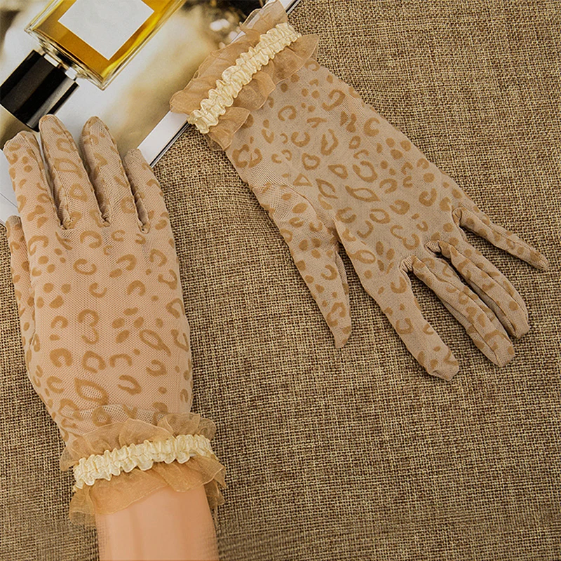 Summer/Autumn Lady Sunscreen Golves Women Sun Protection Glove Fashion Beautiful Women's Summer UV-Proof Driving Lace Gloves