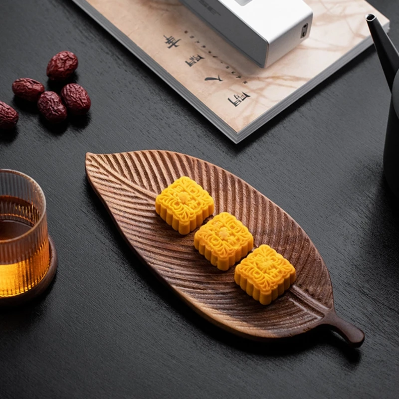 Q9QF Wooden Leaf Shape Refreshment Tray Fruit Tray Dessert Snack Plate Japanese Style Bread Wooden Plate Decorative Tableware fruit plate ceramic dessert plates wooden tableware