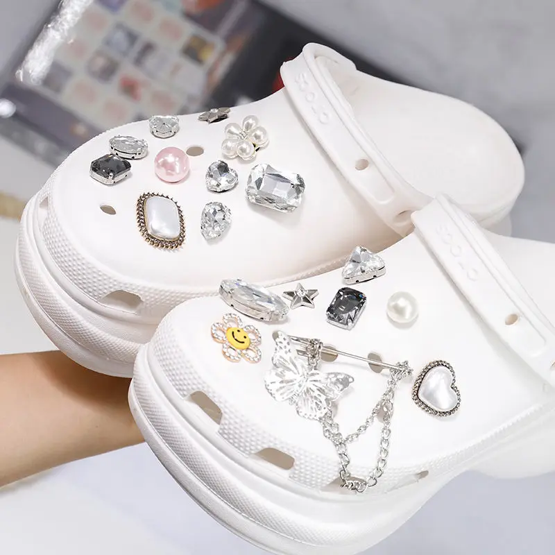 Metal Punk Croc Charms Designer Vintage Pin Rivet Chain Shoe Decoration  Clogs Kids Boys Women Girls Gifts Charm for CROC Jibbi - AliExpress