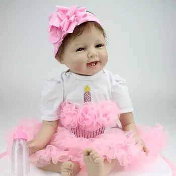 

1Pcs 22 Inch Smile Face Reborn Baby Dolls Alive Lifelike Dolls Realistic Bebe Reborn Babies Girls Toys With Beautiful Dress