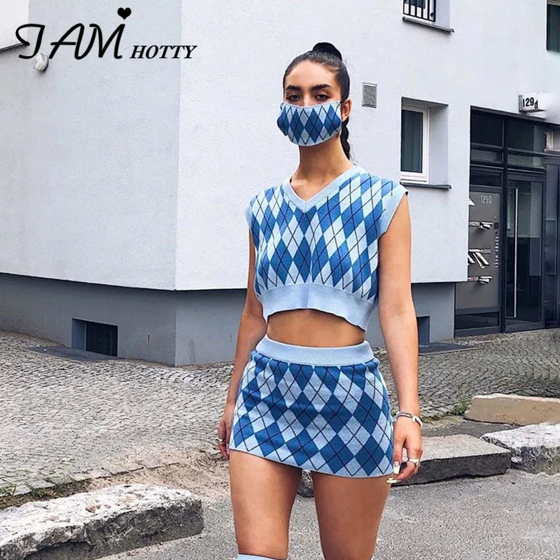 IAMHOTTY Argyle Plaid Knitted Sweater 