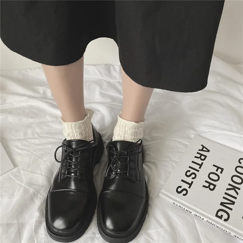 

Cross Women's Shoes Clogs Platform Modis Casual Female Sneakers Slip-on British Style Shallow Mouth Flats Round Toe All-Match