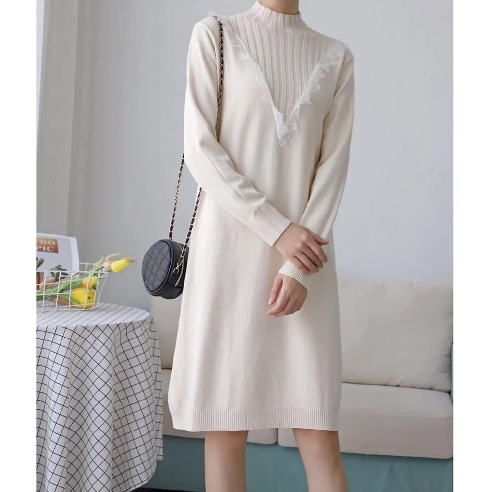 Осеннее вязаное платье свитер женское трикотажное кружевное облегающее с