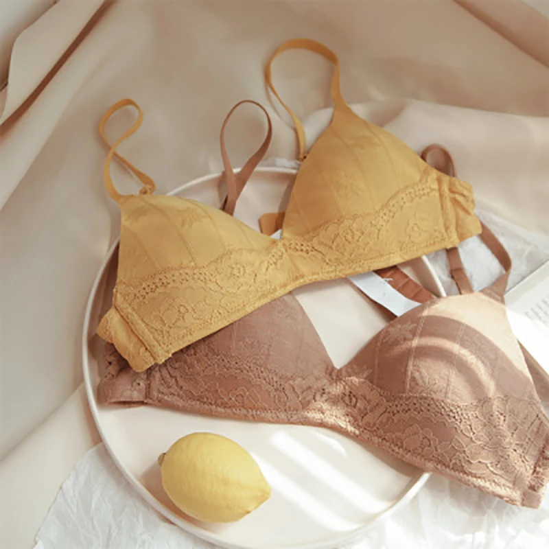 

Autumn And Winter Cotton Girls Underwear Without Steel Ring Gathered Small Chest DeepV Lace Top Support Small Chest Romantic Bra