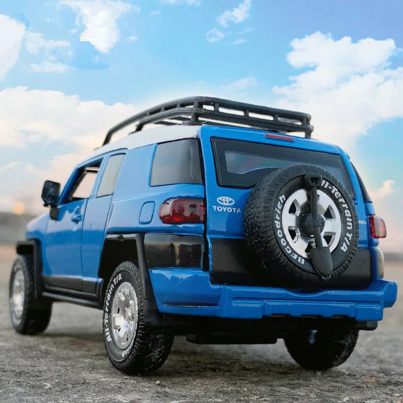 ミニカー Toyota FJ CRUISER Color Package 2010 HS0 1:24 TOYOTA FJ Cruiser Alloy Car Model Diecast & Toy Metal