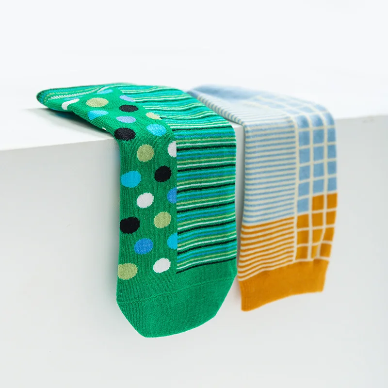 Рисунок 5 - Нейтральные носки весна-лето Модные