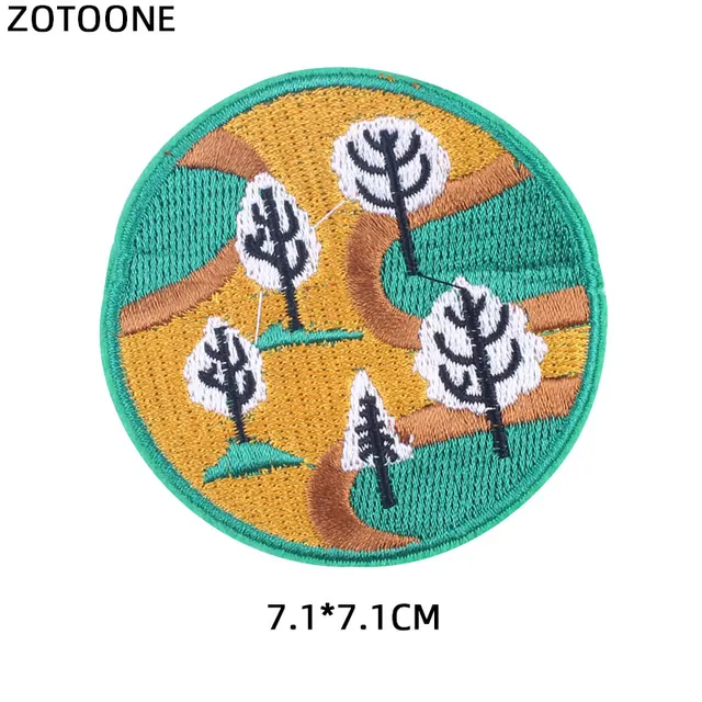 ZOTOONE Round UFO Parches Embroidered Iron on Patches For Clothing DIY Motif Stripes Clothes Stickers Alien Astronaut Badges E PE2088CT