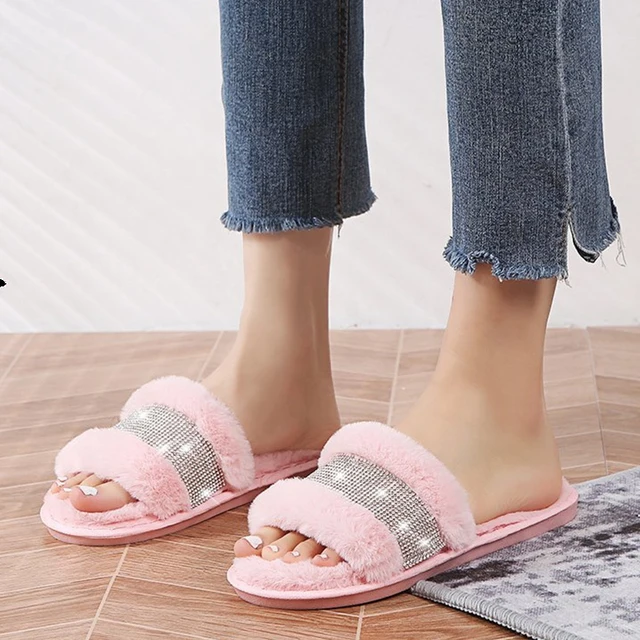 Warm Fluffy Slippers Women Cozy Faux Fur Cross Indoor Floor Slides Flat Soft Furry Shoes Ladies Female Celebrities Flip Flops Rhinestone Pink