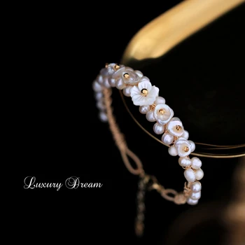 

New Design Bracelet Natural Pearl Shell Flower Bracelets And Bangles Sweet Hand Wrist Woman Ornament Vintage Jewelry