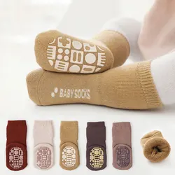 Chaussettes souples antidérapantes en Silicone pour bébé, en molleton de corail pour nouveau né 