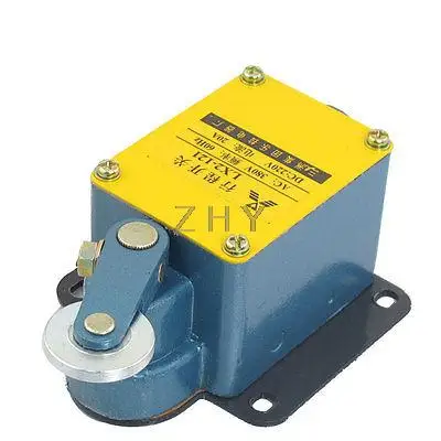 

LX2-121 20A 220VDC 380VAC 60Hz 1NO 1NC DPST Rotary Roller Lever Limit Switch