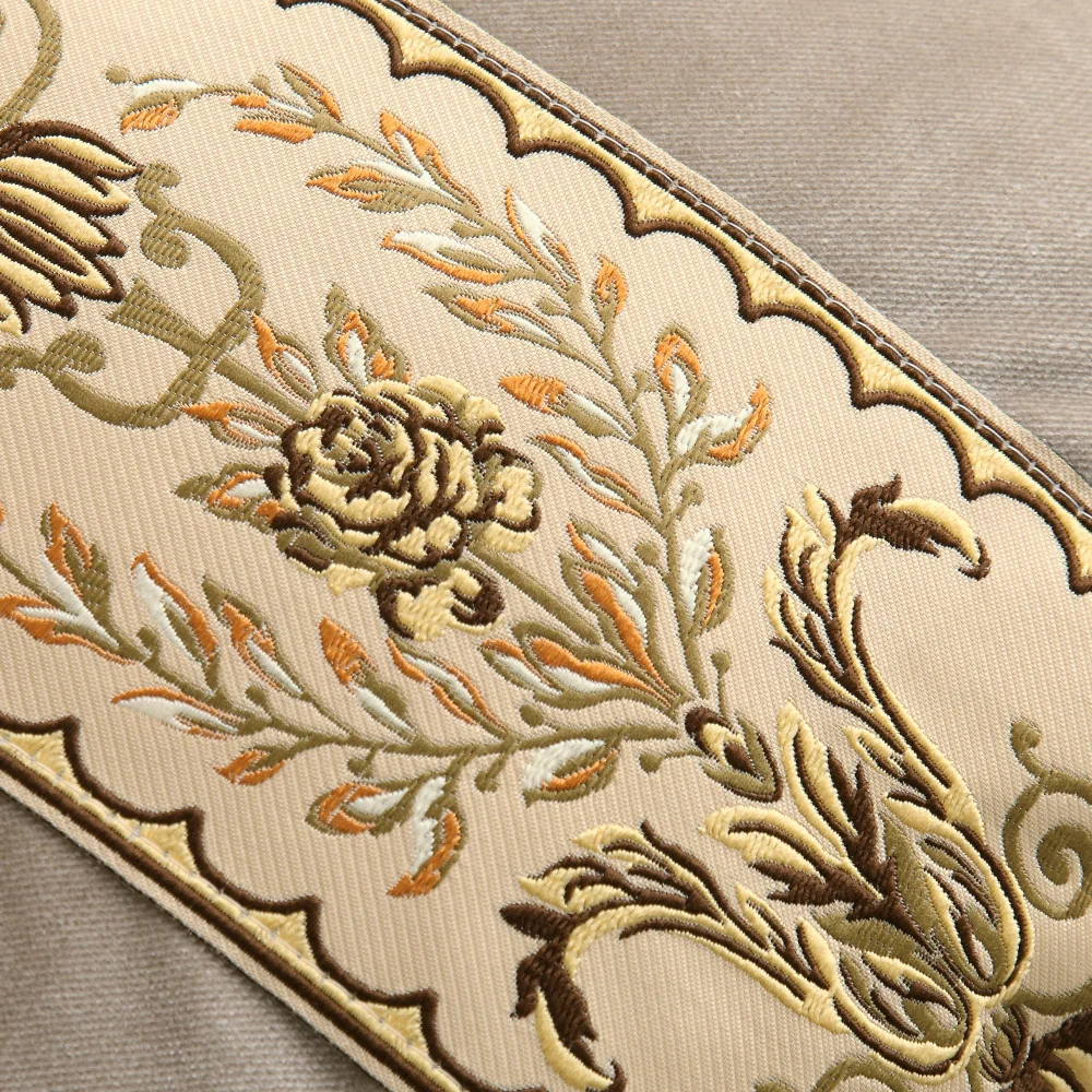 Luxury Patchwork Embroidery Lace Design Flower Velvet Cushion Cover Pillow Cover Pillowcase Home Decorative Sofa Throw Pillows