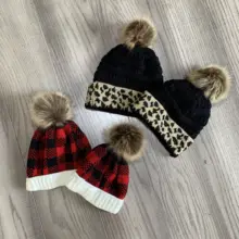 Одежда для маленьких девочек; сезон осень-зима; эксклюзивные Детские аксессуары; семейный образ; вязаная шапка «Мама и я» из флиса; leoaprd; в клетку