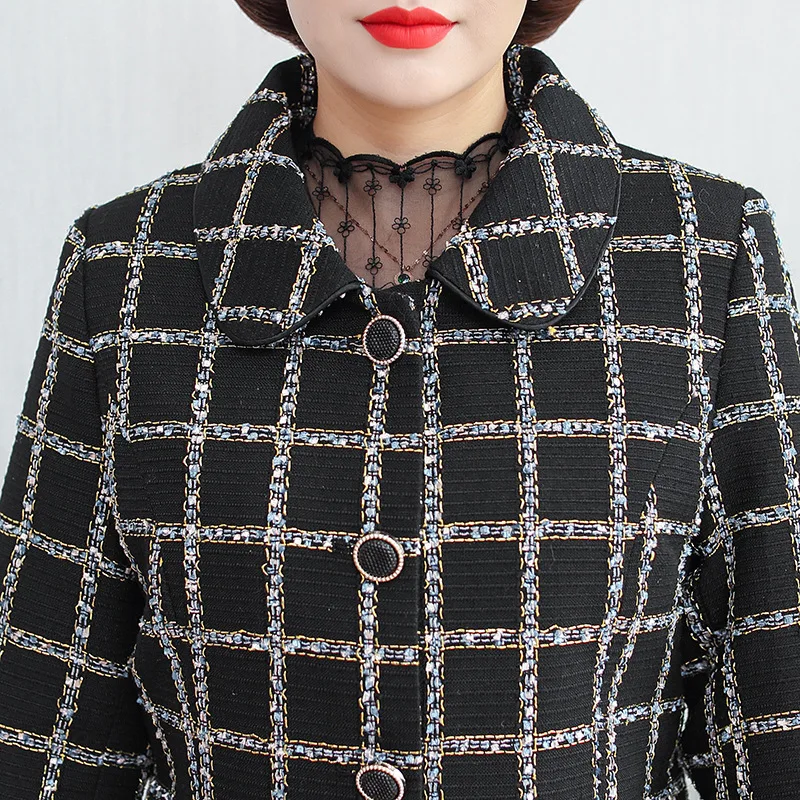 

French Graceful Short Coat WOMEN'S Dress 2020 New Style Spring Clothing Middle-aged Plaid Small Cardigan Middle-aged Women Dress