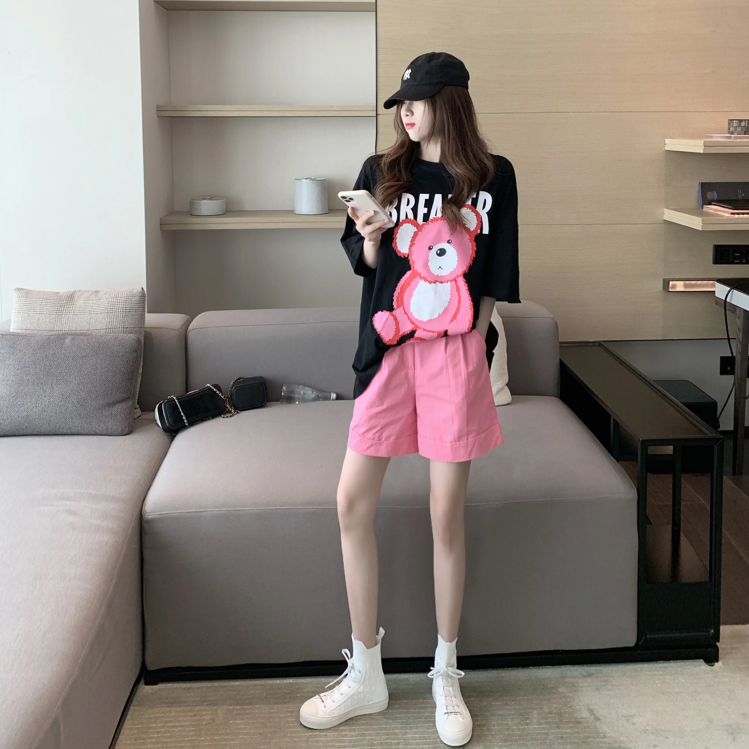 

Летний женский комплект из 2 предметов, футболка с буквенным принтом + джинсовые шорты, модная одежда, 2021, повседневный комплект из двух предметов