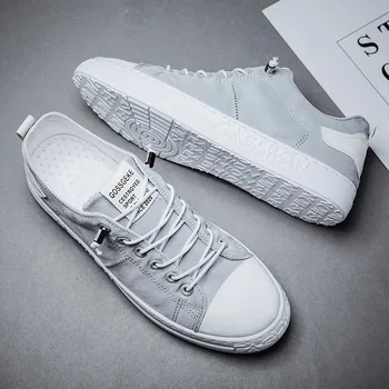 

Men Casual Shoes 2020 New Spring Summer Ultra-light Sneakers for Men Fashion Mesh Breathable Vulcanized Shoes Male White Shoes