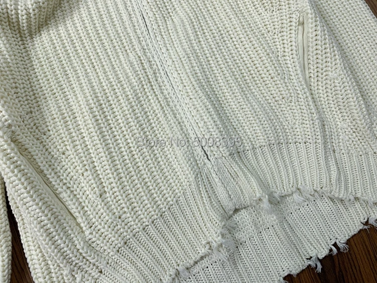 Женский бежевый белый вязаный кардиган с капюшоном с вышитыми буквами сзади с длинными рукавами потертый подол вязаные жакеты с карманами