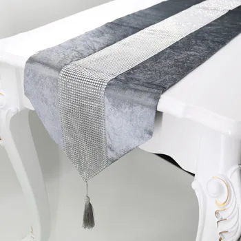 

32*180cm Coffee Table Runner Cloth Home Decoration Fashion Hotel Table Cushion Diamond Luxury Flannel Tablecloth Decoration