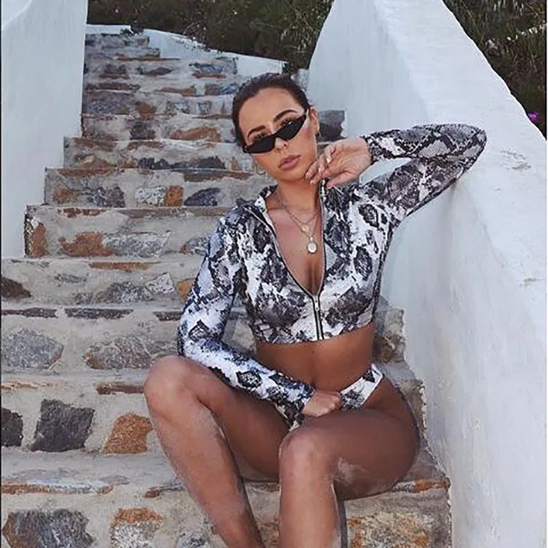 

Harajuku Tops Snake Print T Shirt Femme Tumblr Slim Long Sleeve Crop Top Tshirt Women Feminina Camiseta Mujer Dropshipping