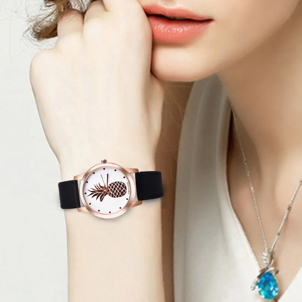 

2020 New Pineapple Pattern Dial Watch Faux Leather Alloy Analog Women Quartz Bracelet Wristwatch Relogio Feminino