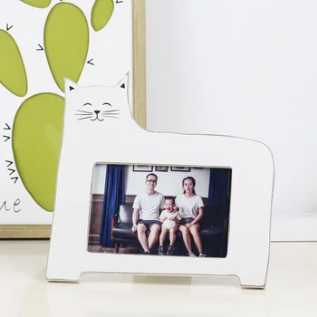 

Vintage Style European Wooden Photo Frame Rustic 6 Inch Photo Lovely Cat Decorative Wood Picture Frame Home & Office Decoration