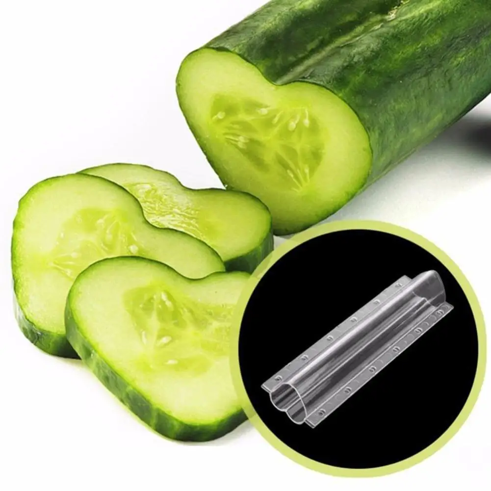 Cucumber Styling Growth Mold Plastic Heart Shaped Five-pointed Star Transparent Garden Fruit Vegetable Growing Molds