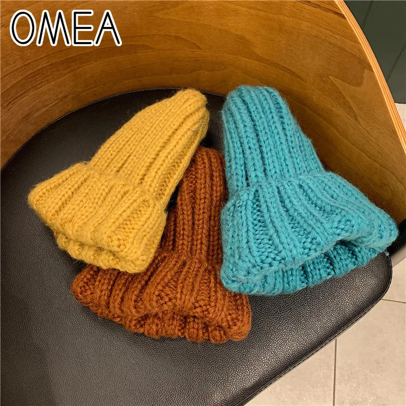 Однотонная женская зимняя шапка OMEA Мужская модная вязаная с изгибом края Женская