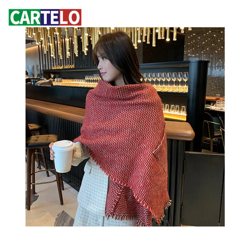 

CARTELO Korean version of the winter new water ripple cashmere fringed scarf ladies shawl pocket thickened warm bib women