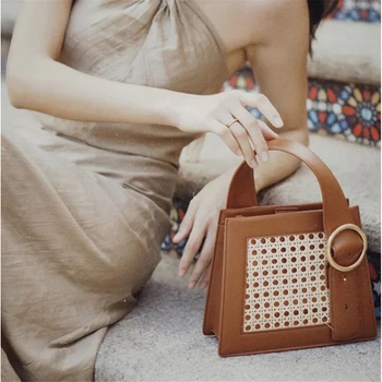 

New 2020 simple style high sense woven handbag retro fashion versatile one-shoulder diagonal cross women bag