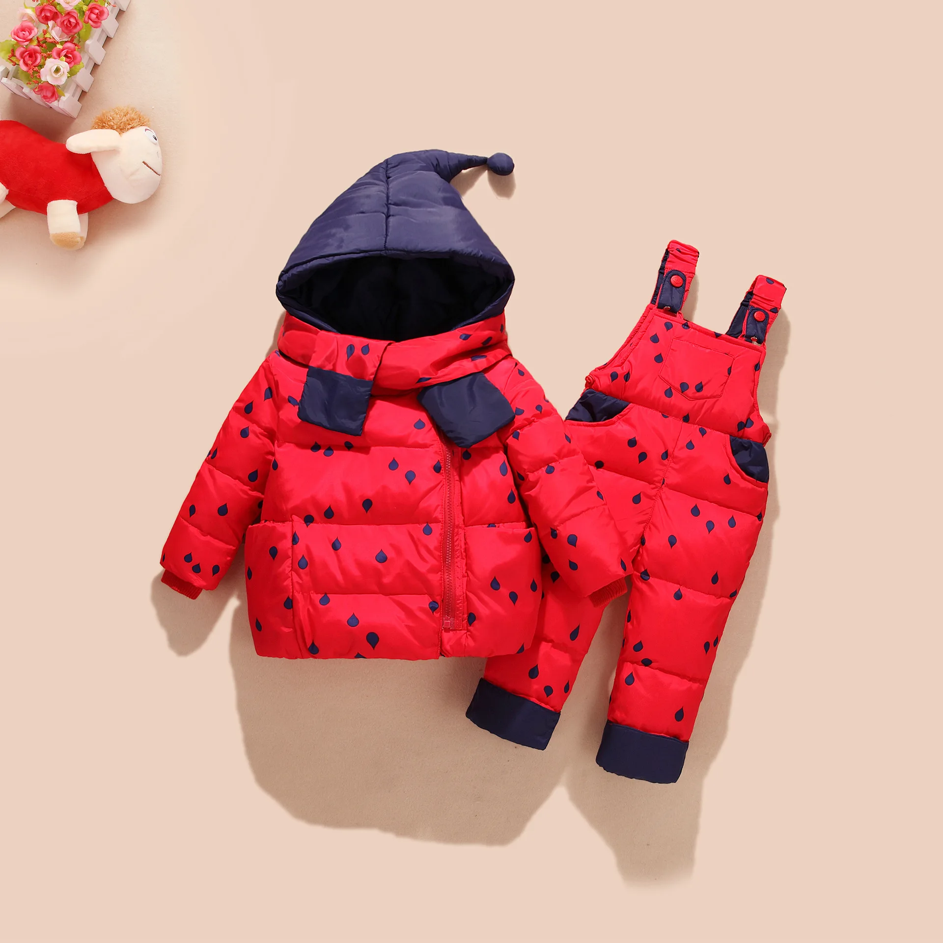 Детские зимние комплекты одежды на пуху с пальто и брюками; Детские костюмы с пуховиком для мальчиков и девочек; Верхняя одежда с капюшоном; костюм; одежда - Цвет: Red
