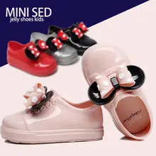 minised shoes