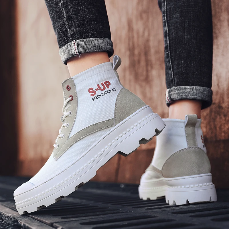 

2019 new Men Spring Autumn Top Fashion Sneakers Lace-up High Style Solid Colors Man canvas Shoes classic shoes big size 38-46