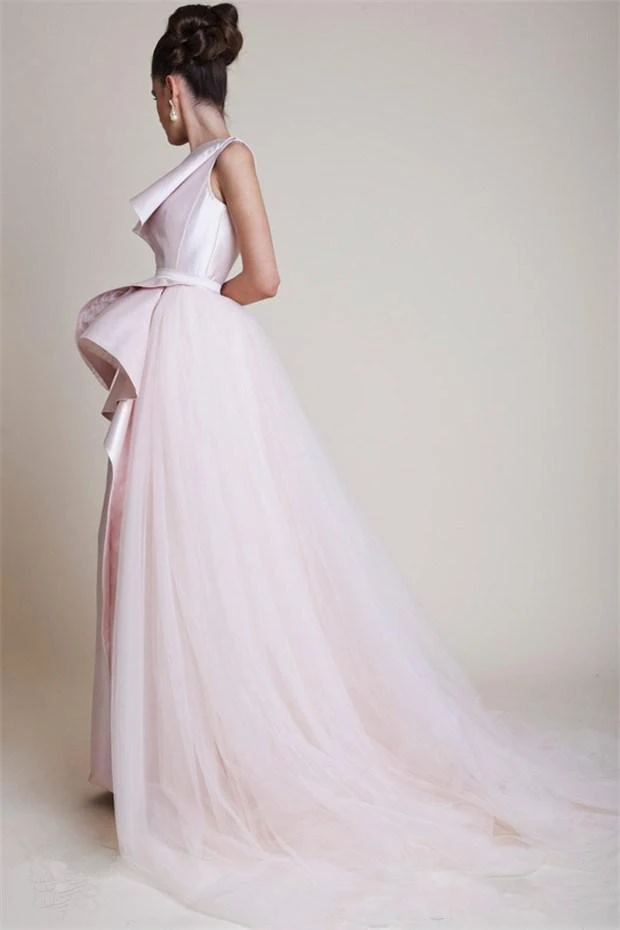 a-line-one-shoulder-celebrity-red-carpet-evening-dresses-tiered-stain-and-tulle-overskirt-floor-length-light-pink-formal-prom-occasion-gowns