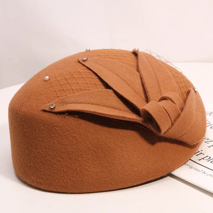 Fibonacci New Fashion Women Beret Fedoras Floral Wool Felt Hat Pearl Mesh Dinner Party Autumn Winter Hats Cap