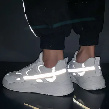 

Spring new men's shoes low-top casual sports shoes men's reflective shoes trend white shoes men sneakers