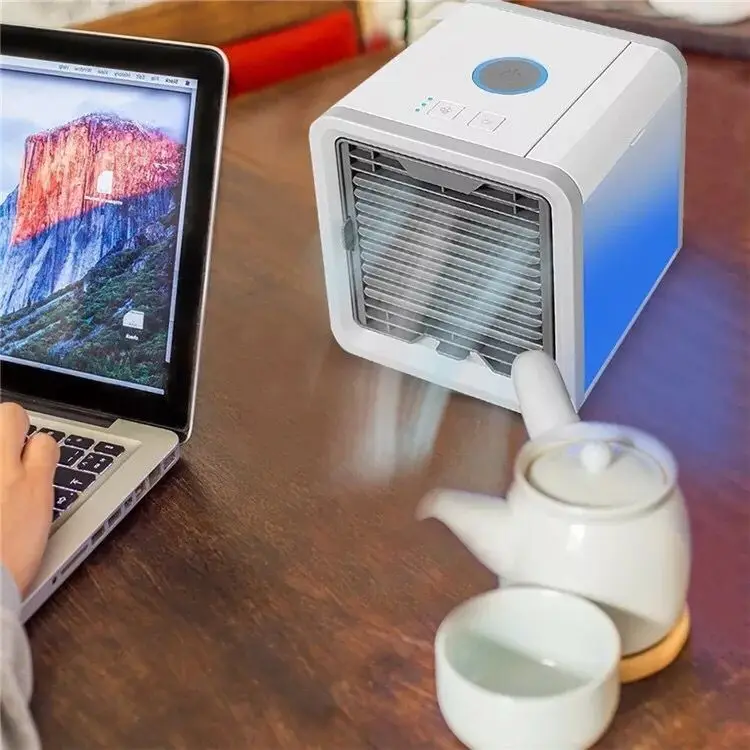 

USB Mini Portable Air Conditioner Cooling Fan Humidifier