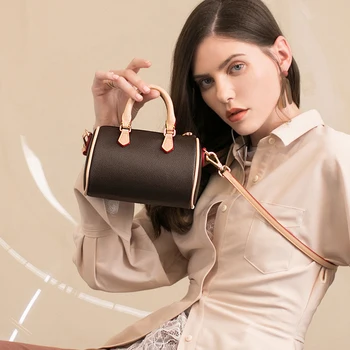 

TOUTOU the same instagram bag is so popular that it goes with mini pillow bag and portable Boston bag free shipping