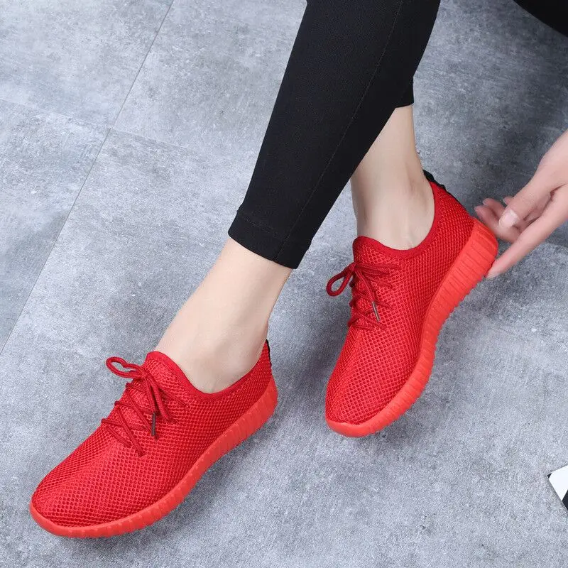 Женская Вулканизированная обувь на плоской подошве; кроссовки из сетчатого материала; сезон осень; нескользящая резиновая подошва; обувь на плоской подошве со шнуровкой; Мягкая Повседневная прогулочная обувь красного цвета; Chaussures - Цвет: Красный