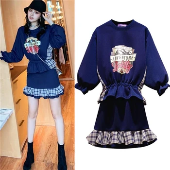 

Vogue Lady Tracksuit Women Autumn O Neck Half Sleeve Slim Pullover And Elastic Waist Mini Skirt 2 Piece Set Women Tide SL074