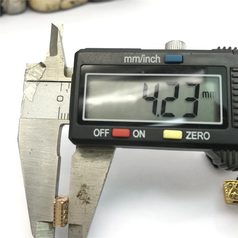 Позолоченные бусины с небольшим отверстием из нержавеющей стали 316L, квадратные металлические бусины для изготовления браслетов своими руками