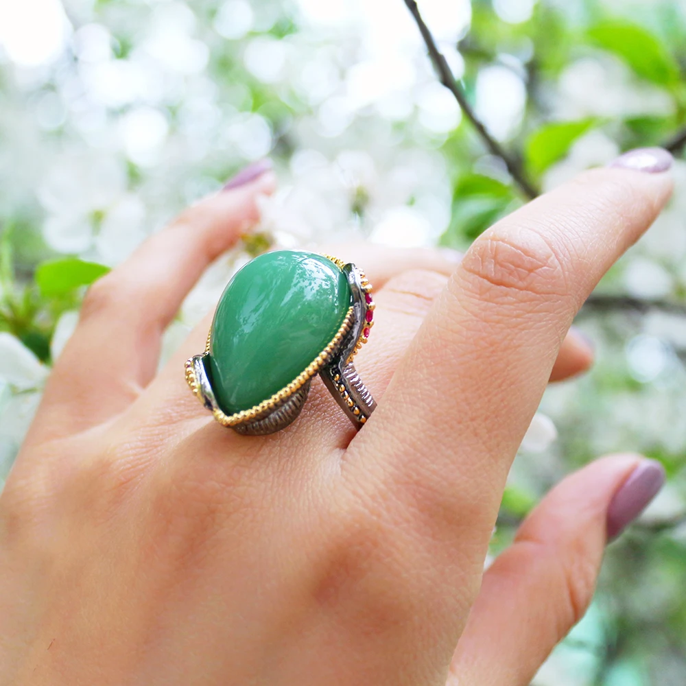 Big green stone ring (3)