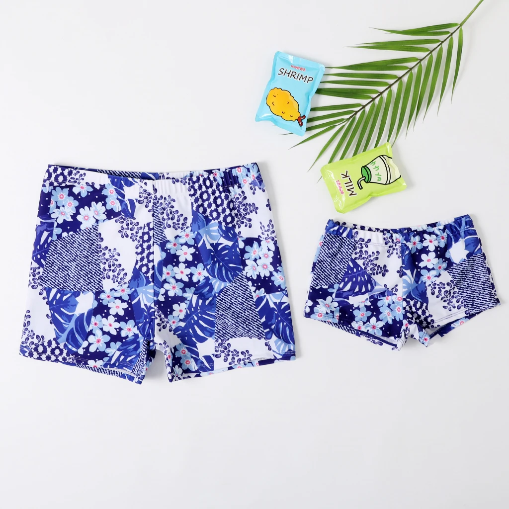 

2020 New Baby Boys Swimming Trunks Dad and Me Beach Shorts Family Beachwear Board Trunks Surfer Swimwear Floral Short Pants
