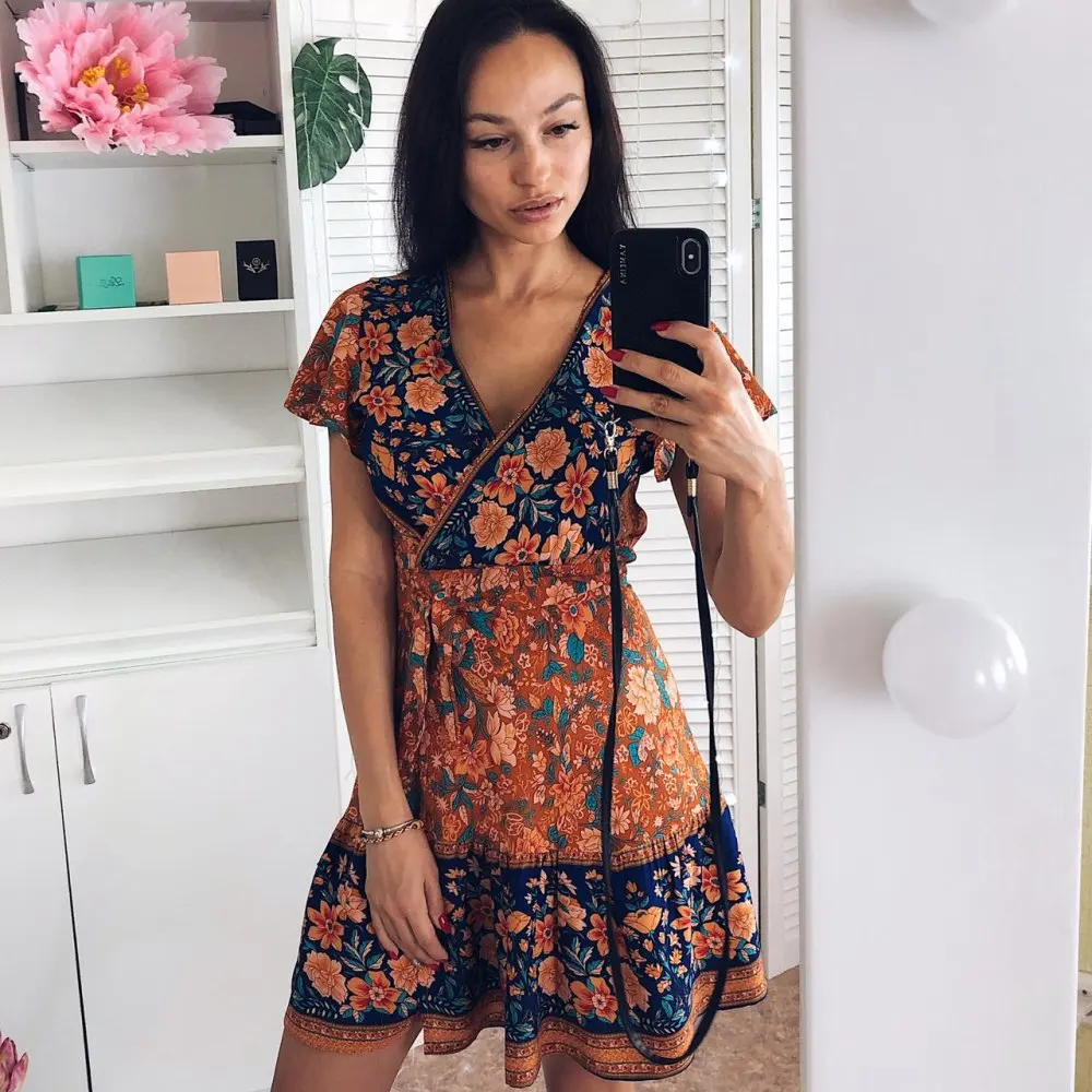 Retro Ethnic Print Holiday Dress Ins Super Hot Sexy V-neck Tie Waist Show One Piece Female 2020 Fashion Clothing | Женская одежда