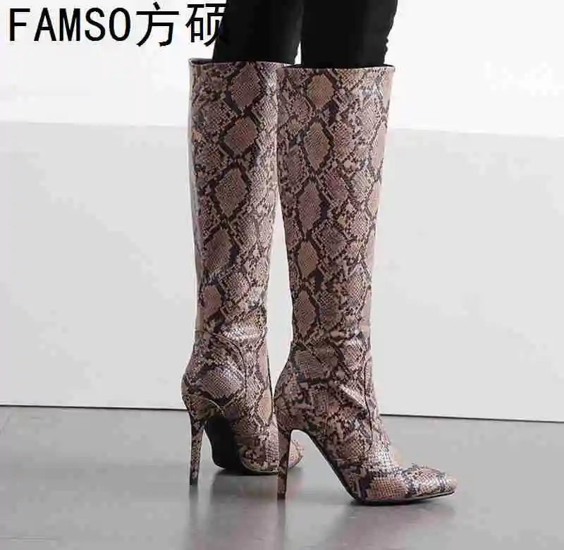 

FAMSO 2019 Women Boots Size 34-43 Pointed toe High Heels Knee High Boots Print Winter Top Fashion Long Motorcycle Boots Shoes